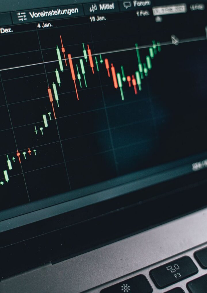 Why Every Forex Trader Needs a Reliable Android Trading App