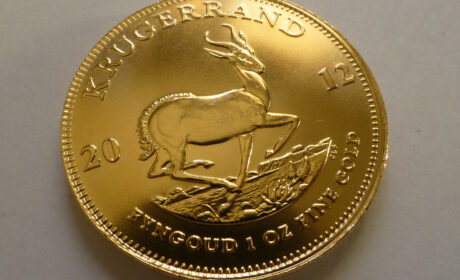 Gold and Silver Prices Drop: The Real Impact on Investors