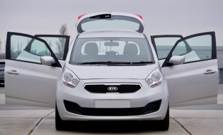 Is the Kia Carnival hybrid the Best Family Car Option?