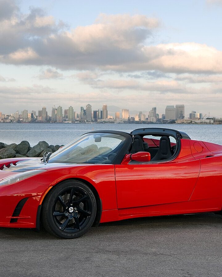 Tesla Roadster launch: Worst delay due to high winds