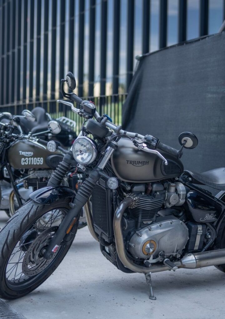 Triumph Bonneville Speedmaster vs Indian Scout: The Best Comparison