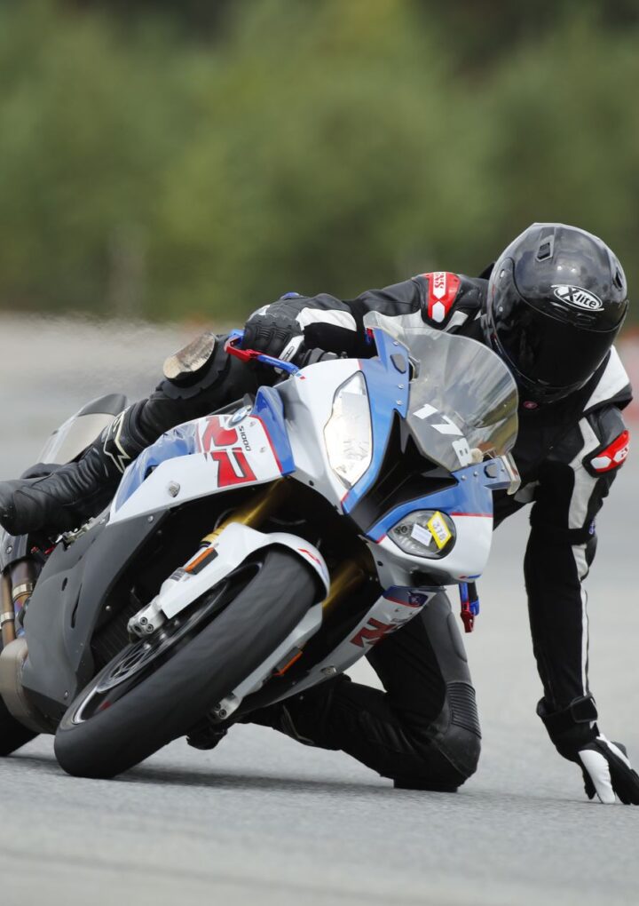 BMW F 450 RR specs: Is it the best bike for you?