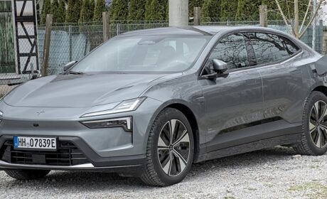 Polestar 4 SUV: The Smart Family Choice Amid Losses